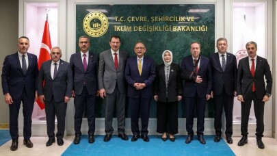 Alemdar ve Sakarya heyeti Bakan Özhaseki ile Sakarya’yı konuştu