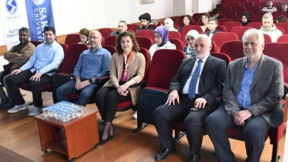 SAÜ'de TÜİK Verileri İle Araştırma Fırsatları konferansı düzenlendi