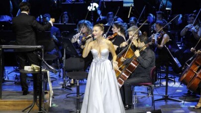 Bursa Festivali’nde büyüleyici gece