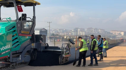 Gönen’de sanayi esnafının yol çilesi bitti