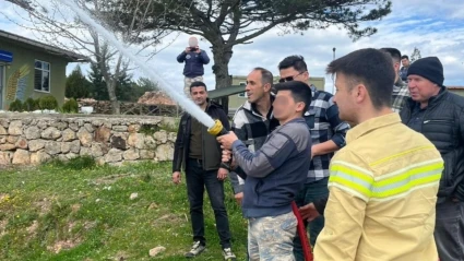 Çanakkale’de askeri personele yangın müdahale eğitimi