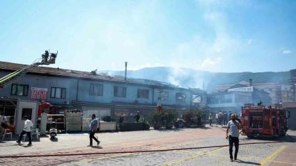 Büyükşehir’den Kayhan’daki yangına hızlı müdahale