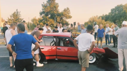 Edremit’te otomobiller çarpıştı: 2 ölü, 3 ağır yaralı