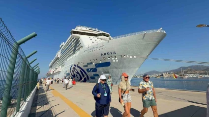 Dev kruvaziyer gemisi yeniden Bodrum’a geldi