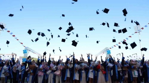 Düzce Üniversitesi’nde mezuniyet heyecanı başladı