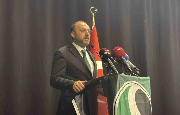 Sakaryaspor Başkanı Enes Zengin: Yarım kalan hikayeyi baştan yazacağız