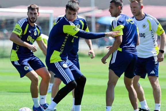 Fenerbahçe Topuk Yaylası kampını tamamladı