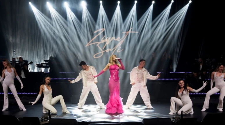Madonna Görse Kıskanır: “Taş Gibiyim!”