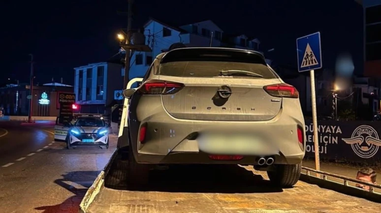 Kocaeli’deki korsan taksi denetiminde sürücü ve yolcuya ceza
