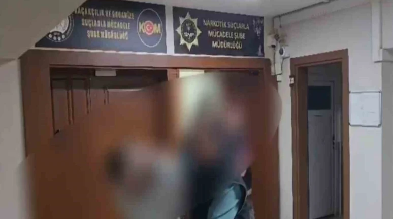 Sakarya’da kiraladıkları ofisi uyuşturucu ticaretinde kullanan 2 şahıs tutuklandı