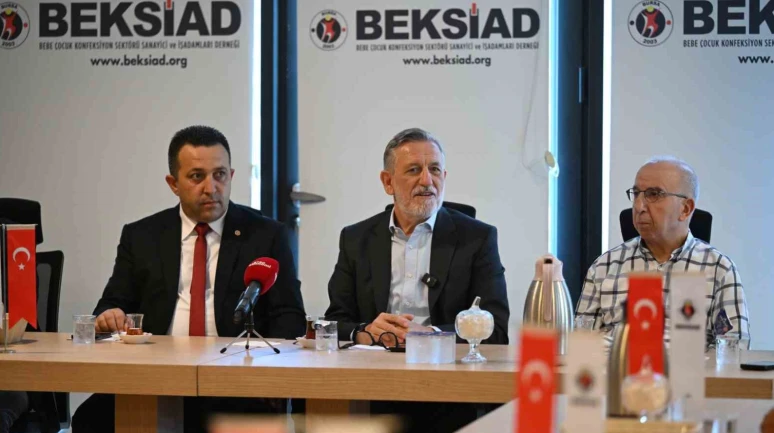 Başkan İbrahim Burkay BEKSİAD üyeleriyle bir araya geldi