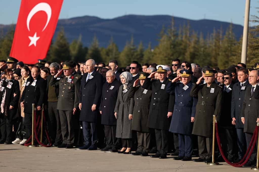 gurcistandaki-ucak-kazasinda-sehit-olan-20-asker-icin-toren-duzenlendi