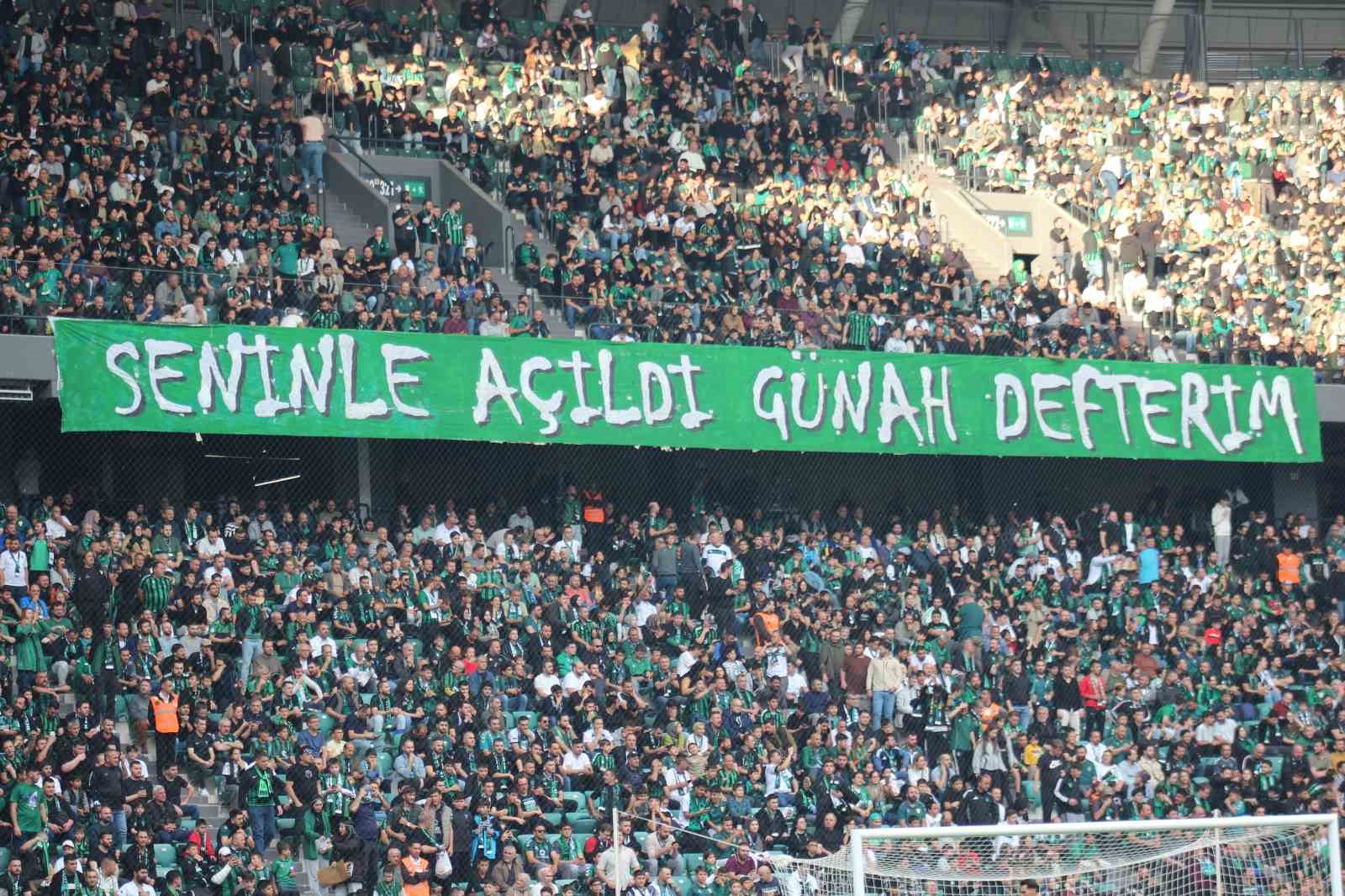 kocaelispor-galatasaray-macini-32-bin-18-biletli-seyirci-izledi