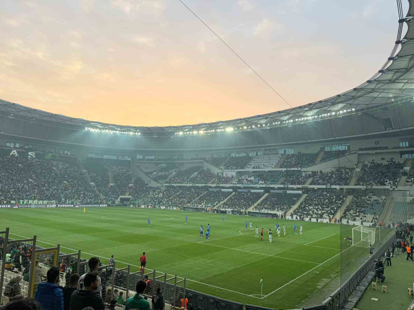 bursaspor-sevgisi-cocuklarin-kalplerine-islendi