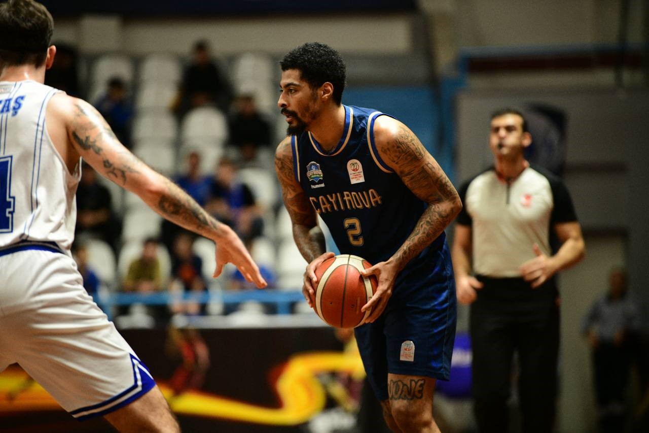 cayirova-belediyesi-kagitsporu-maglup-etti