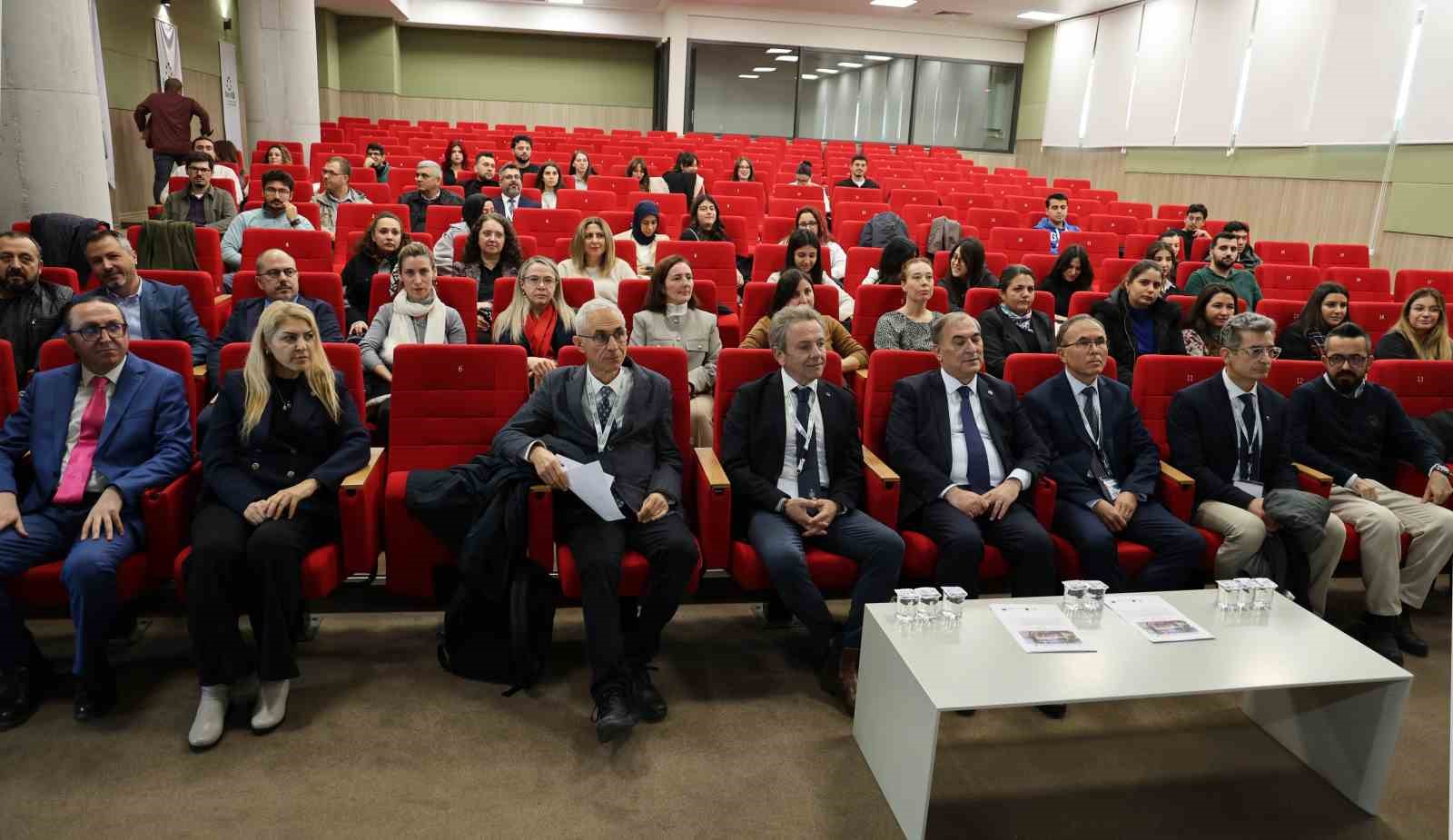 doc-dr-ilyas-saribas-deprem-yonetmeligimiz-iyi-maalesef-bu-sahaya-yansimiyor