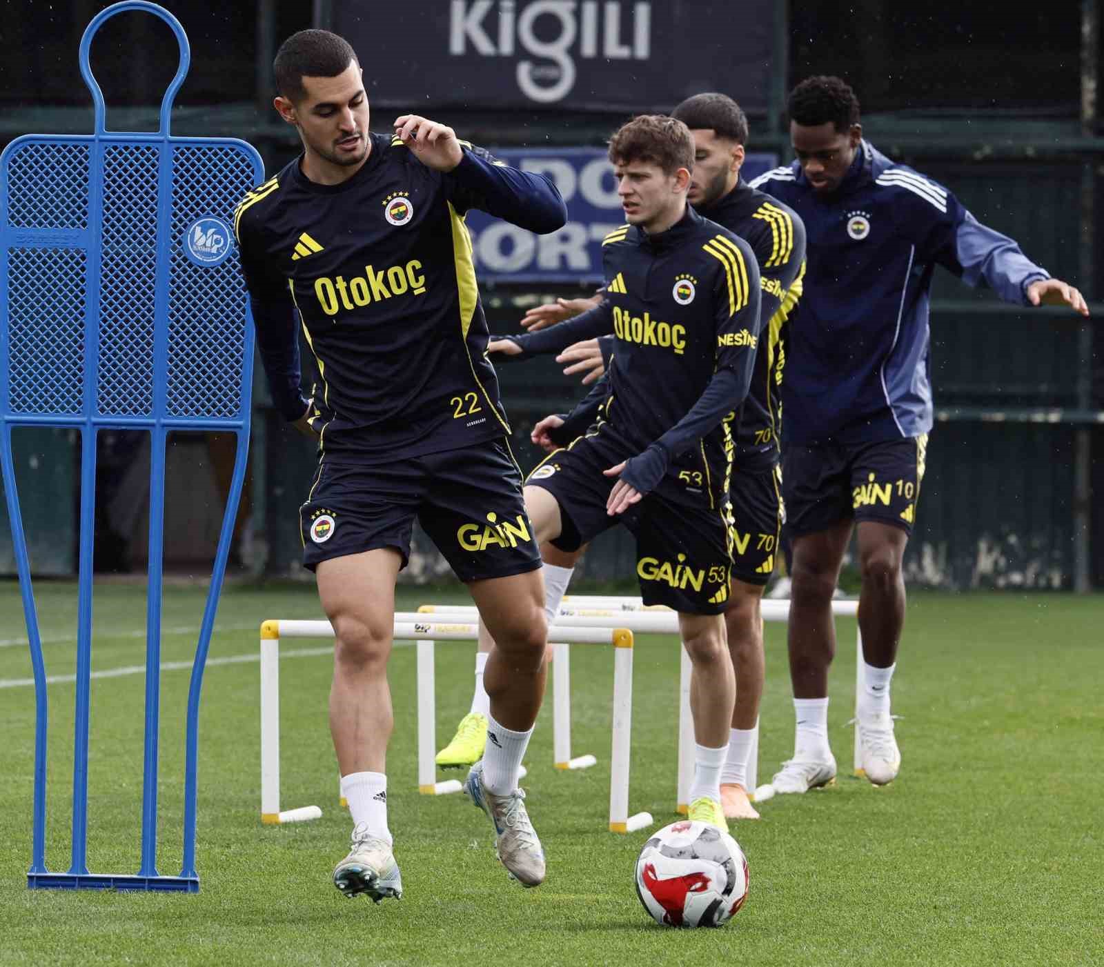fenerbahce-konyaspor-macinin-hazirliklarina-basladi