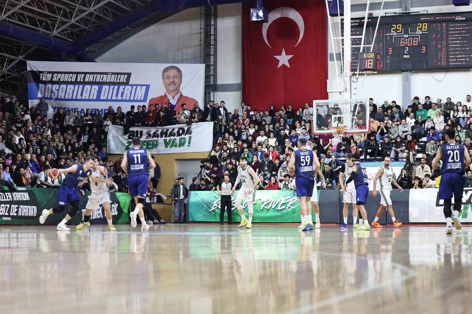 sakarya-buyuksehir-basketbol-namaglup-serisini-9-maca-cikardi