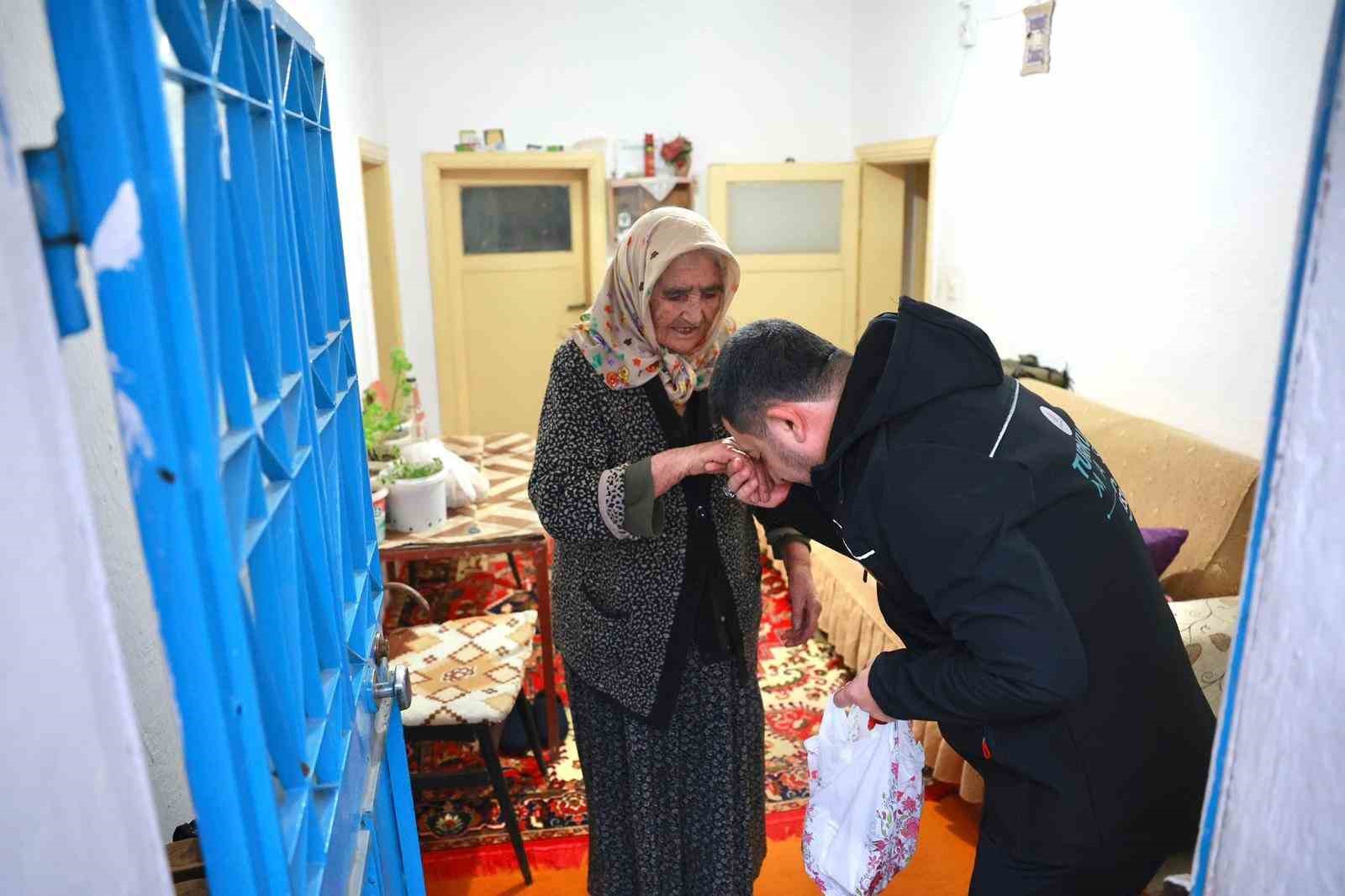 acil-hayat-butonu-uygulamasi-basladi
