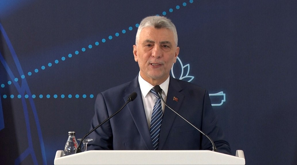 bakan-bolat-milli-ekonominin-temeli-guclu-gumruklerdir