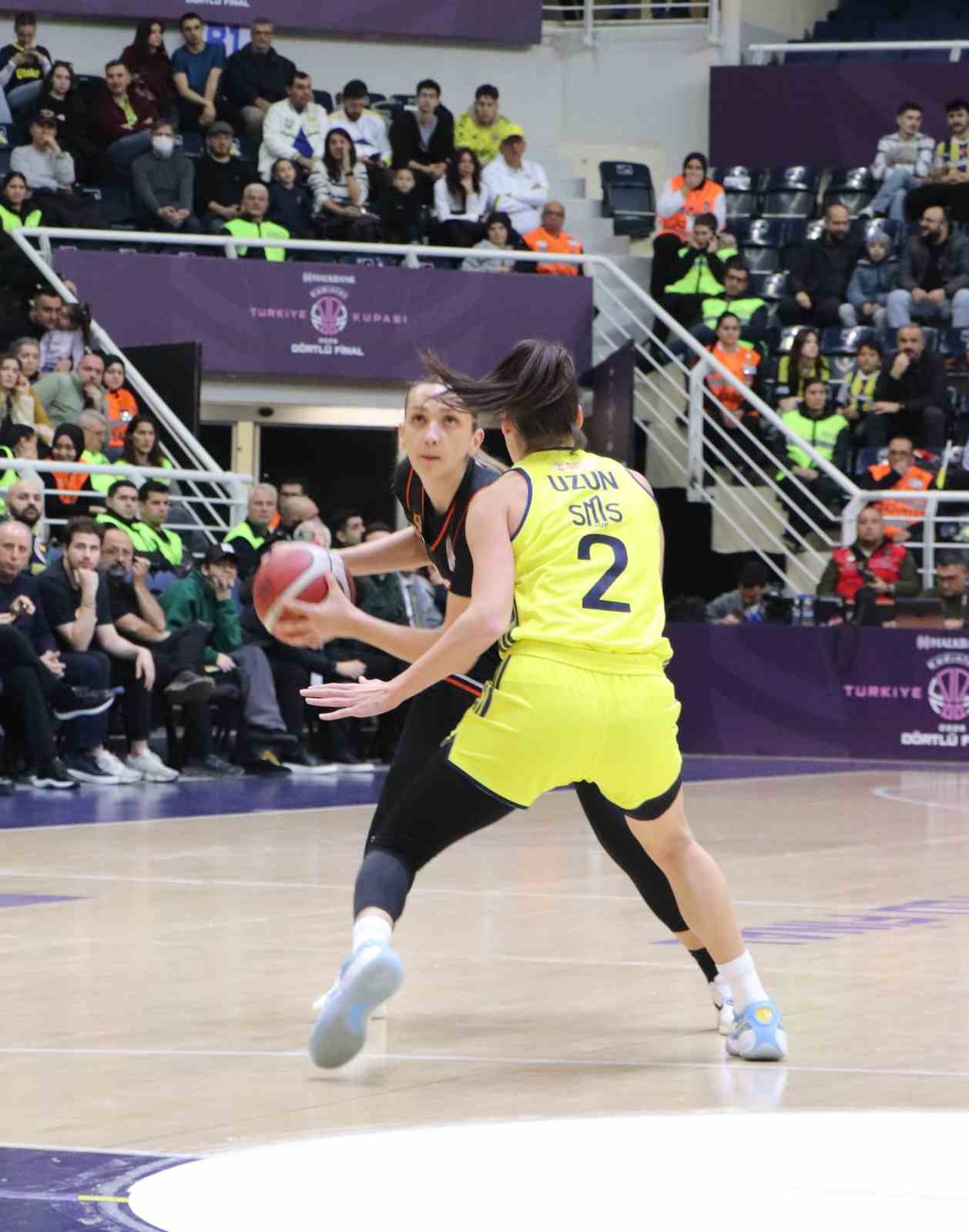 basketbol-super-ligi-fenerbahce-opet-84-cimsa-cbk-mersin-66
