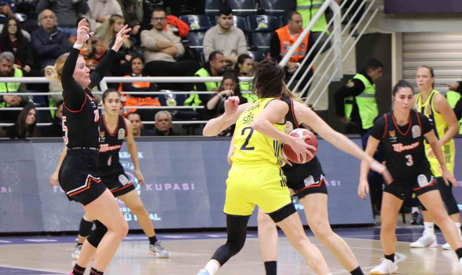 basketbol-super-ligi-fenerbahce-opet-84-cimsa-cbk-mersin-66