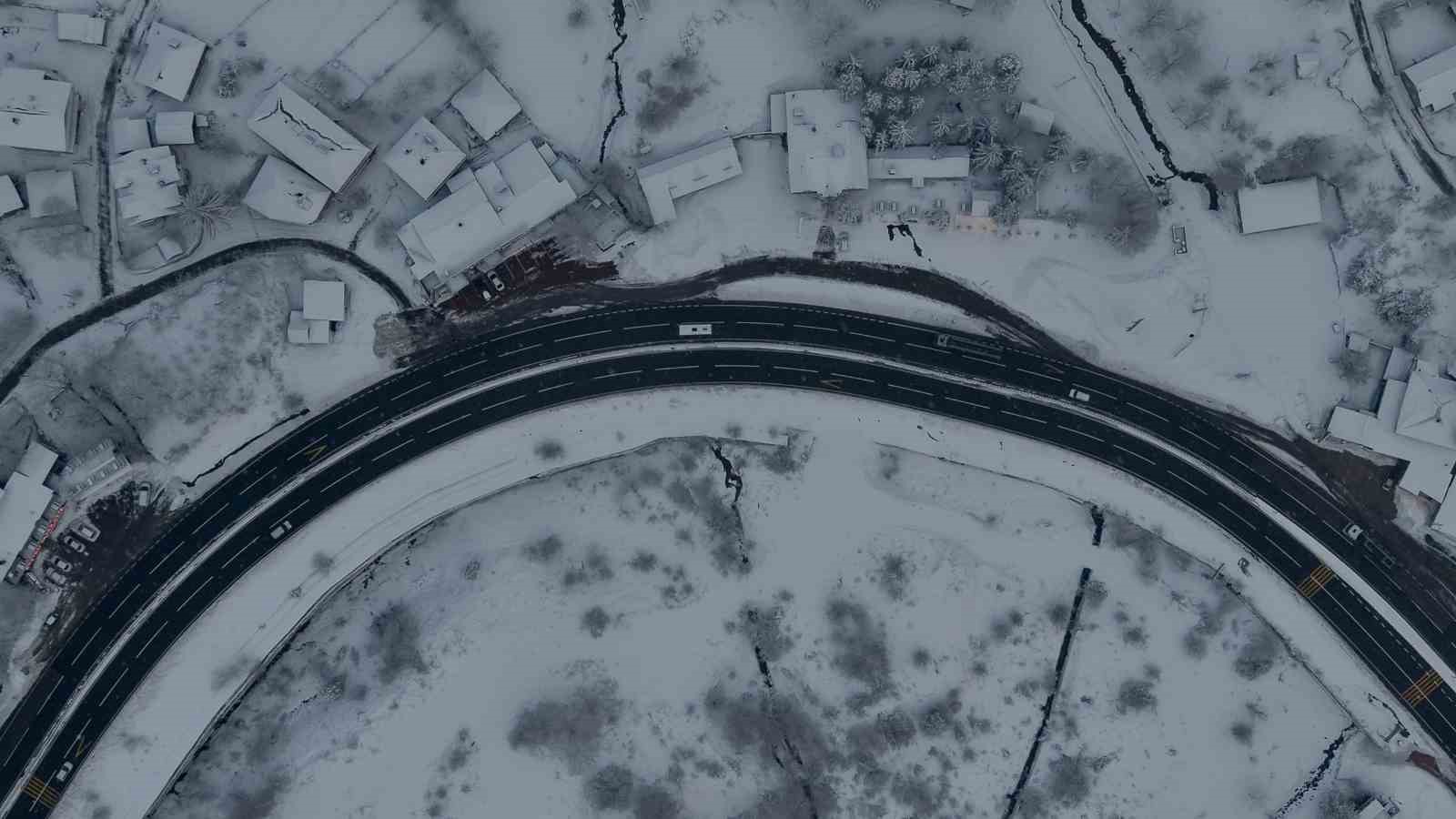 bolu-daginda-kartpostallik-kar-manzarasi