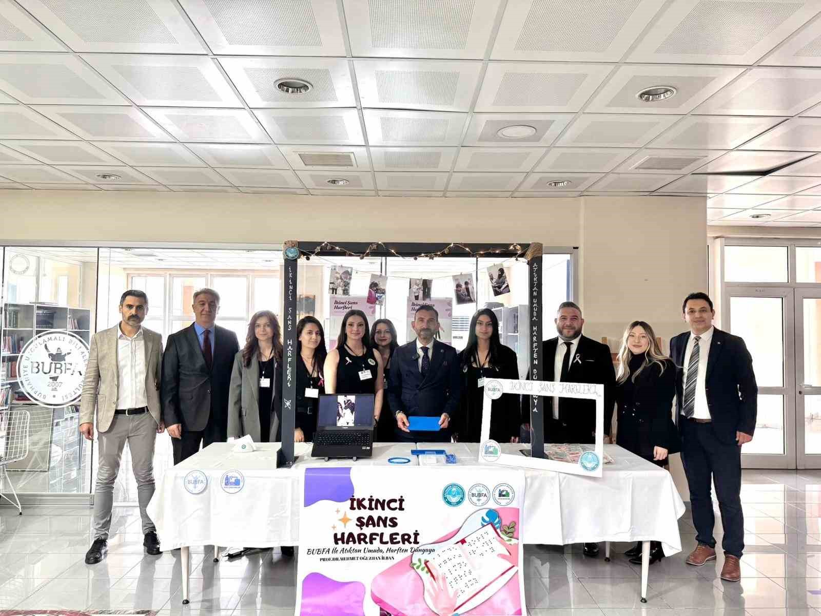 burhaniye-de-universiteliler-onemli-bir-projeye-daha-imza-atti