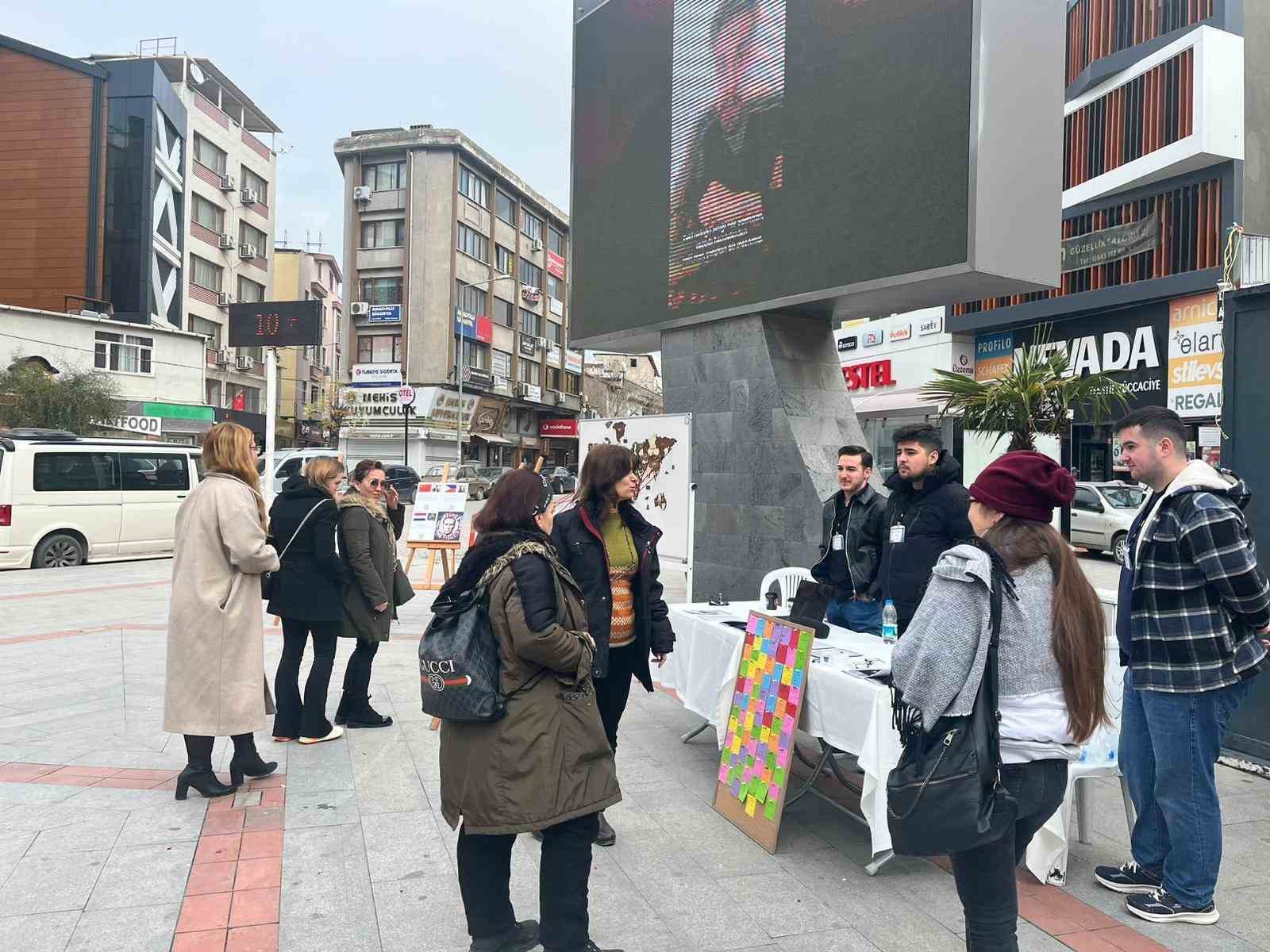 burhaniyede-universitelilerden-anlamli-bir-proje