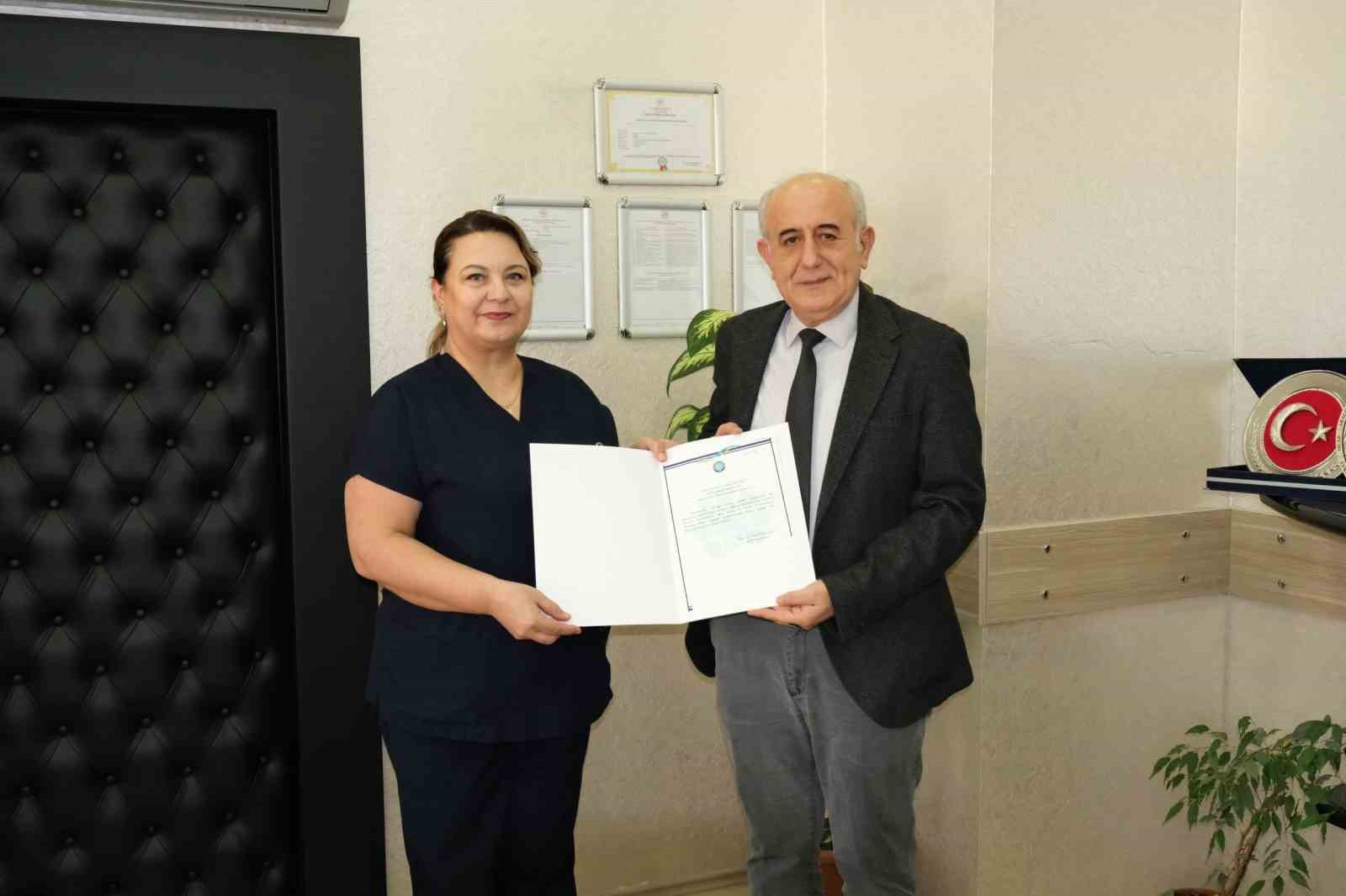 buulu-hemsirelerin-uluslararasi-bilimsel-yayin-basarisi