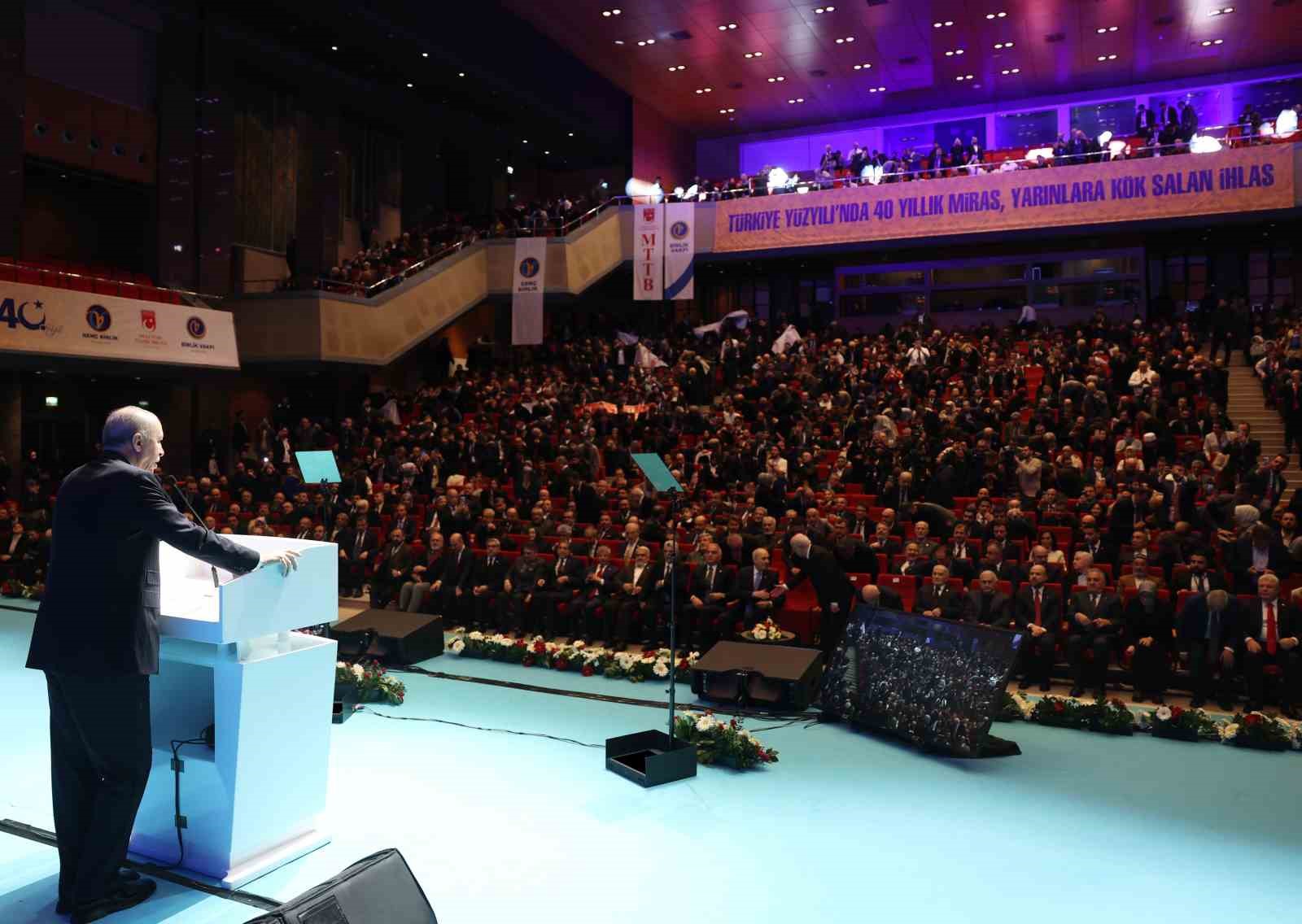 cumhurbaskani-erdogan-muhalefet-bir-avuc-rant-sebekesinin-gundemine-hapsoldu