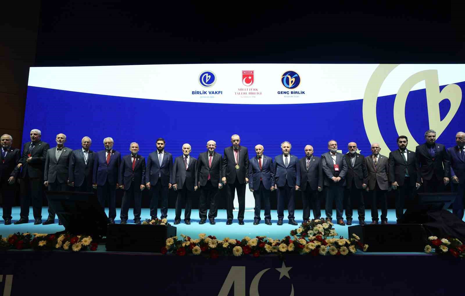 cumhurbaskani-erdogan-muhalefet-bir-avuc-rant-sebekesinin-gundemine-hapsoldu