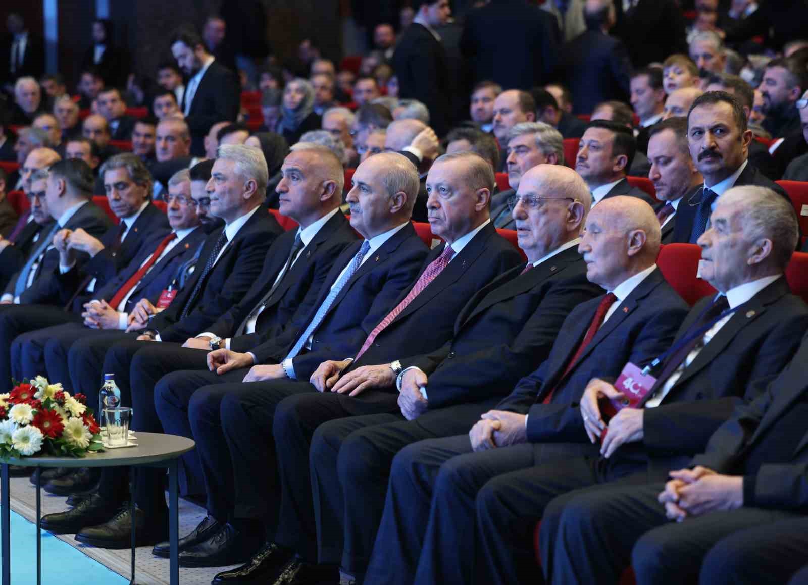 cumhurbaskani-erdogan-muhalefet-bir-avuc-rant-sebekesinin-gundemine-hapsoldu