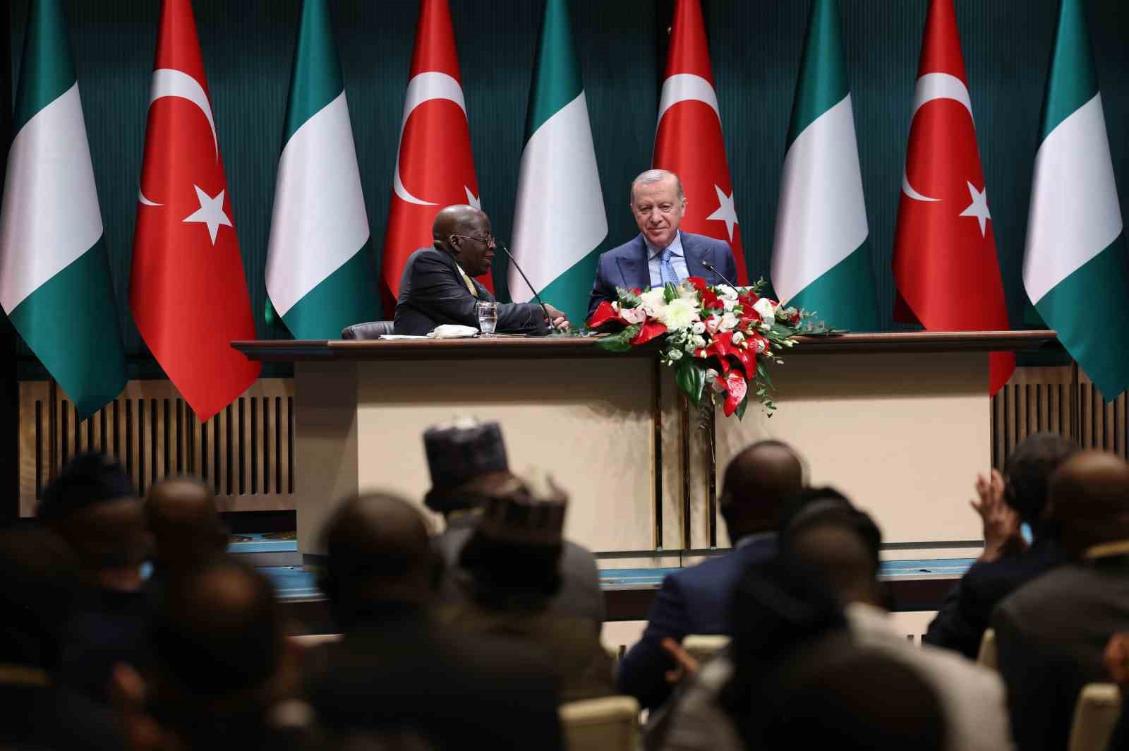 cumhurbaskani-erdogan-nijerya-cumhurbaskani-tinubu-ile-5-milyar-dolar-ticaret-hacmi-hedefimize-bagliligimizi-teyit-ettik