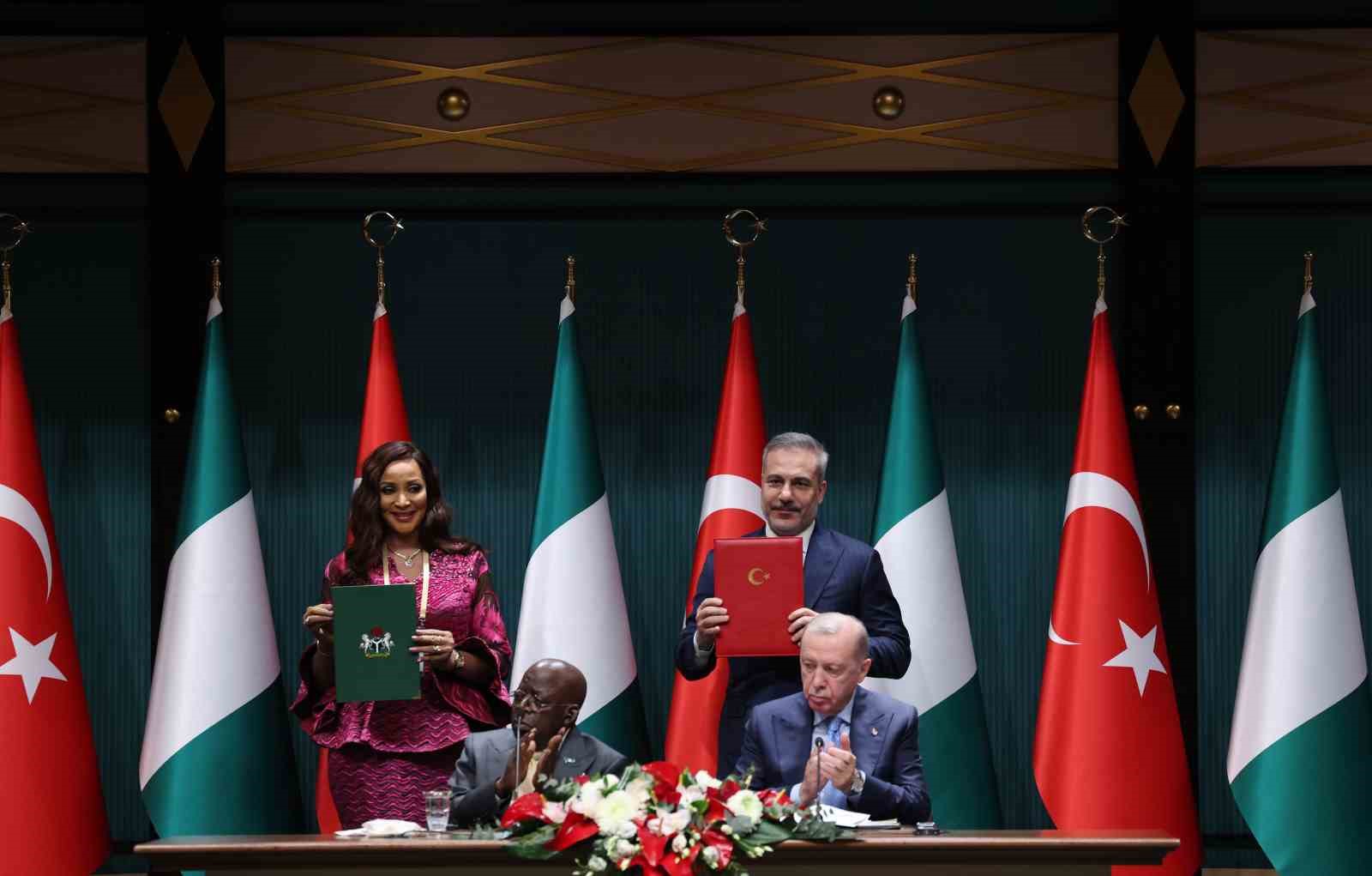 cumhurbaskani-erdogan-nijerya-cumhurbaskani-tinubu-ile-5-milyar-dolar-ticaret-hacmi-hedefimize-bagliligimizi-teyit-ettik