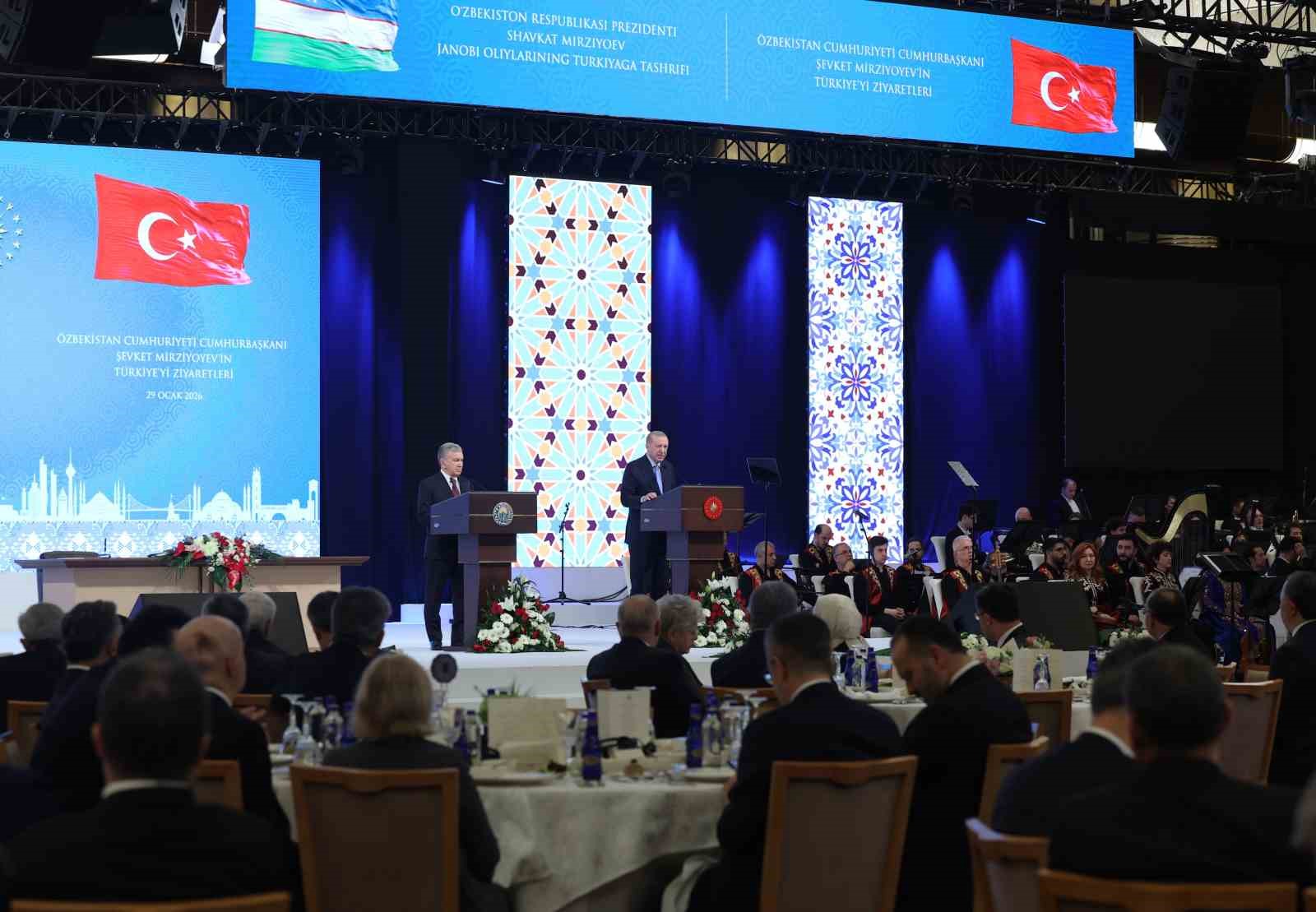 cumhurbaskani-erdogan-yurek-yurege-verdigimiz-muddetce-bulundugumuz-asra-turk-dunyasinin-muhrunu-vuracagimizdan-eminiz