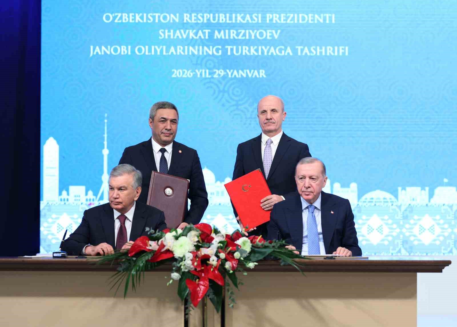 cumhurbaskani-erdogan-yurek-yurege-verdigimiz-muddetce-bulundugumuz-asra-turk-dunyasinin-muhrunu-vuracagimizdan-eminiz