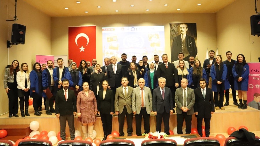 dpude-aile-universitesi-ilk-mezunlarini-verdi
