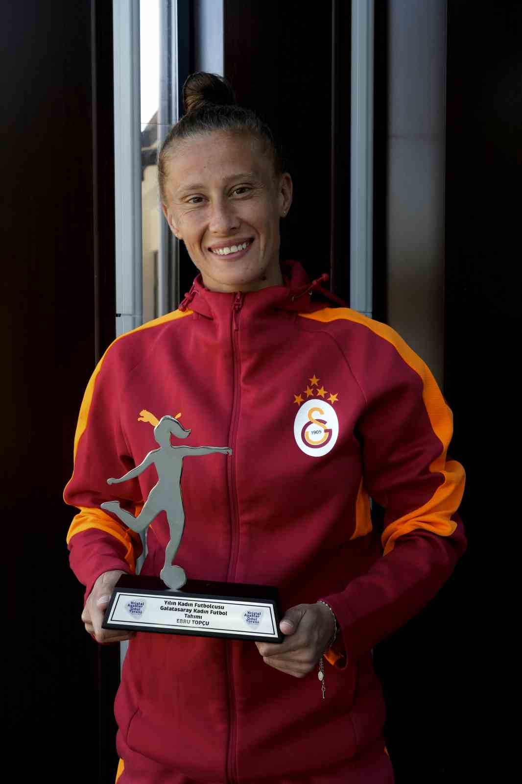 ebru-topcu-gsplusa-ozel-aciklamalar-yapti