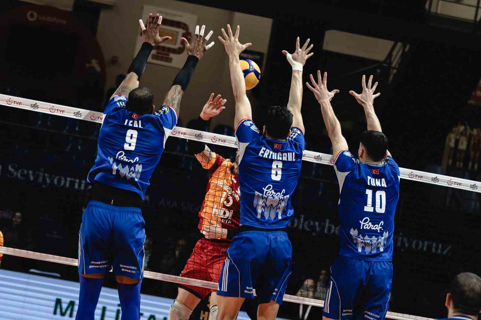 efeler-ligi-galatasaray-3-halkbank-0