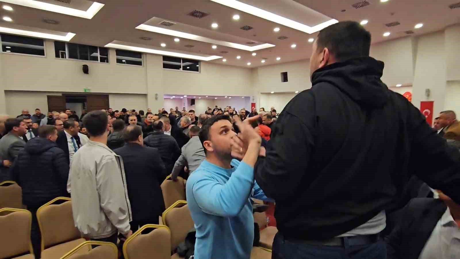 eirne-soforler-odasi-secimlerinde-gerginlik-yumruklar-konustu