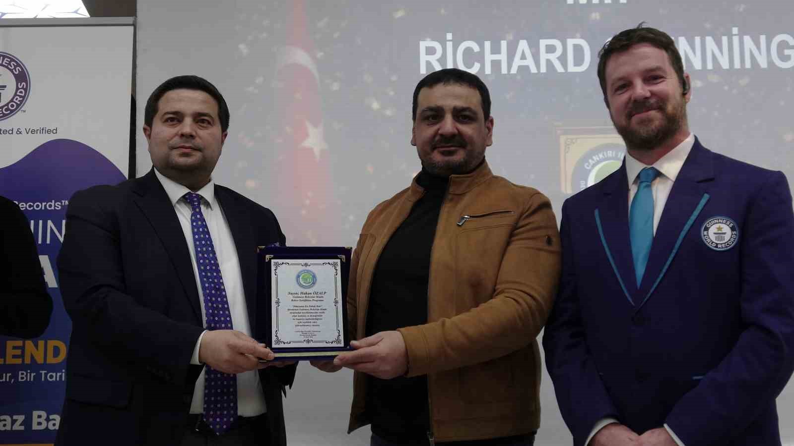ilgaz-bali-dunyanin-en-pahali-bali-olarak-guinness-rekorlar-kitabina-girdi