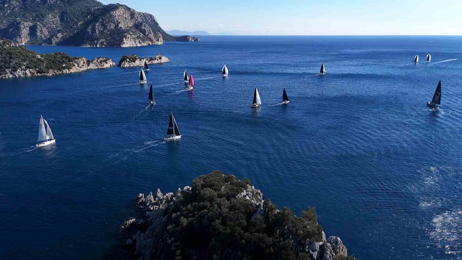 marmaris-korfezinde-yine-yelkenler-fora-oldu