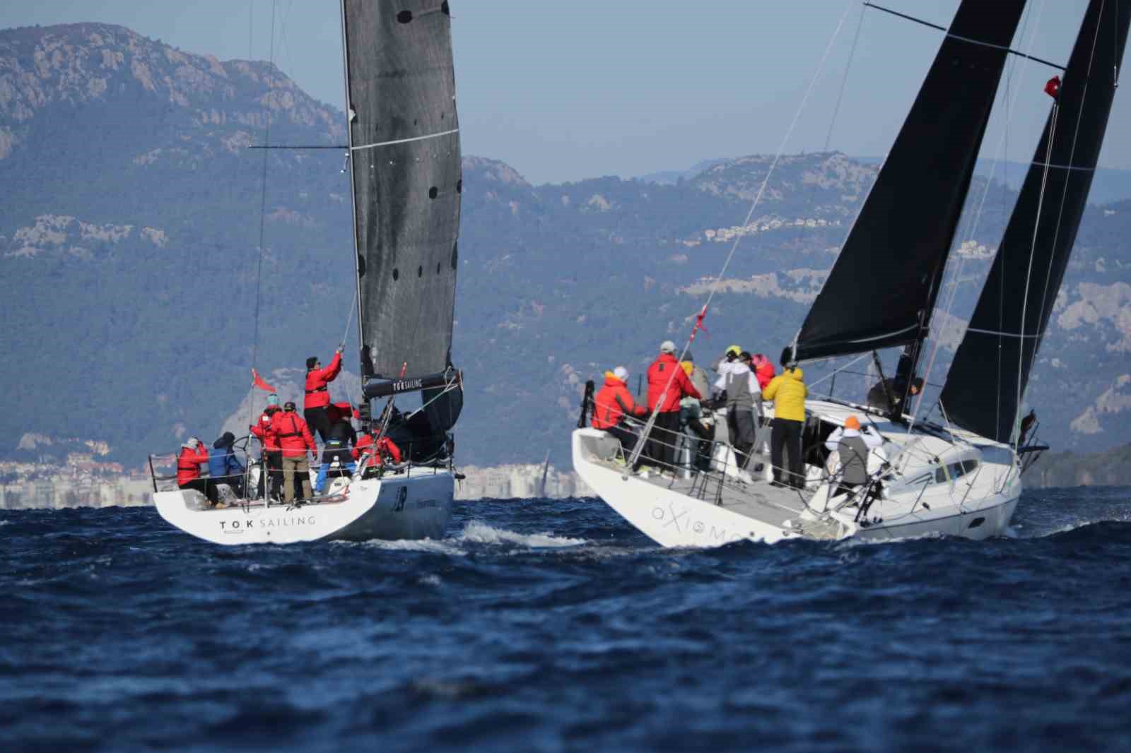 marmaris-korfezinde-yine-yelkenler-fora-oldu