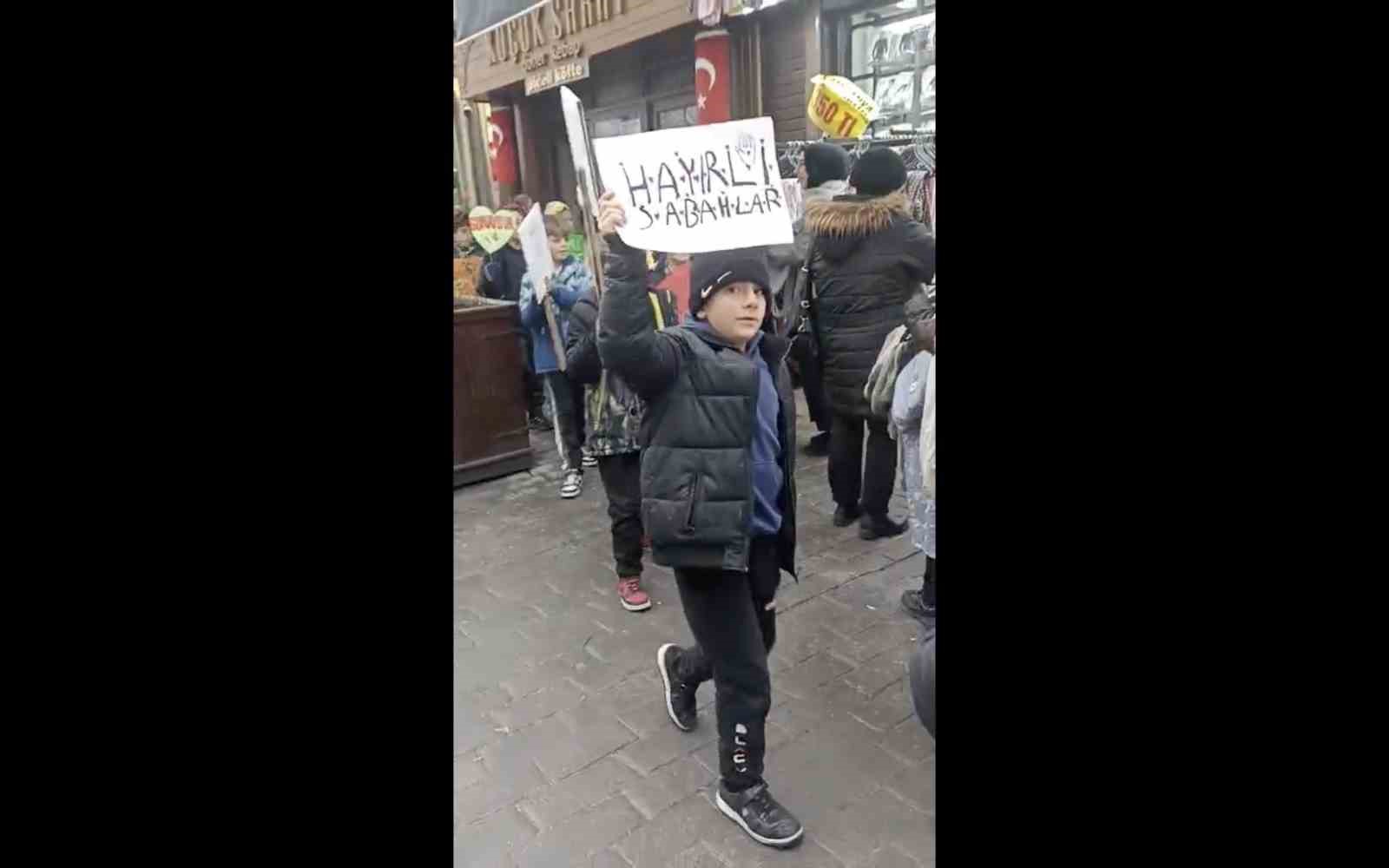 ogrencilerden-turkiye-selamlasiyor-projesi-kapsaminda-anlamli-ziyaret