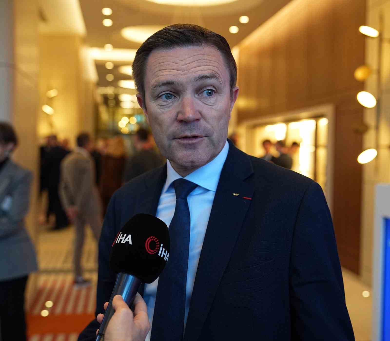 uci-baskani-david-lappartient-yapilan-yatirimlar-bisiklet-sporunun-gelismesi-acisindan-turkiyeye-deger-katiyor
