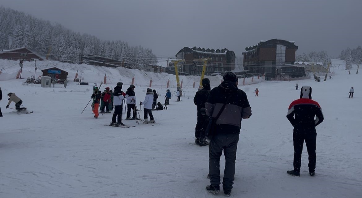 uludagda-kar-kalinligi-60-santimetreyi-gecti