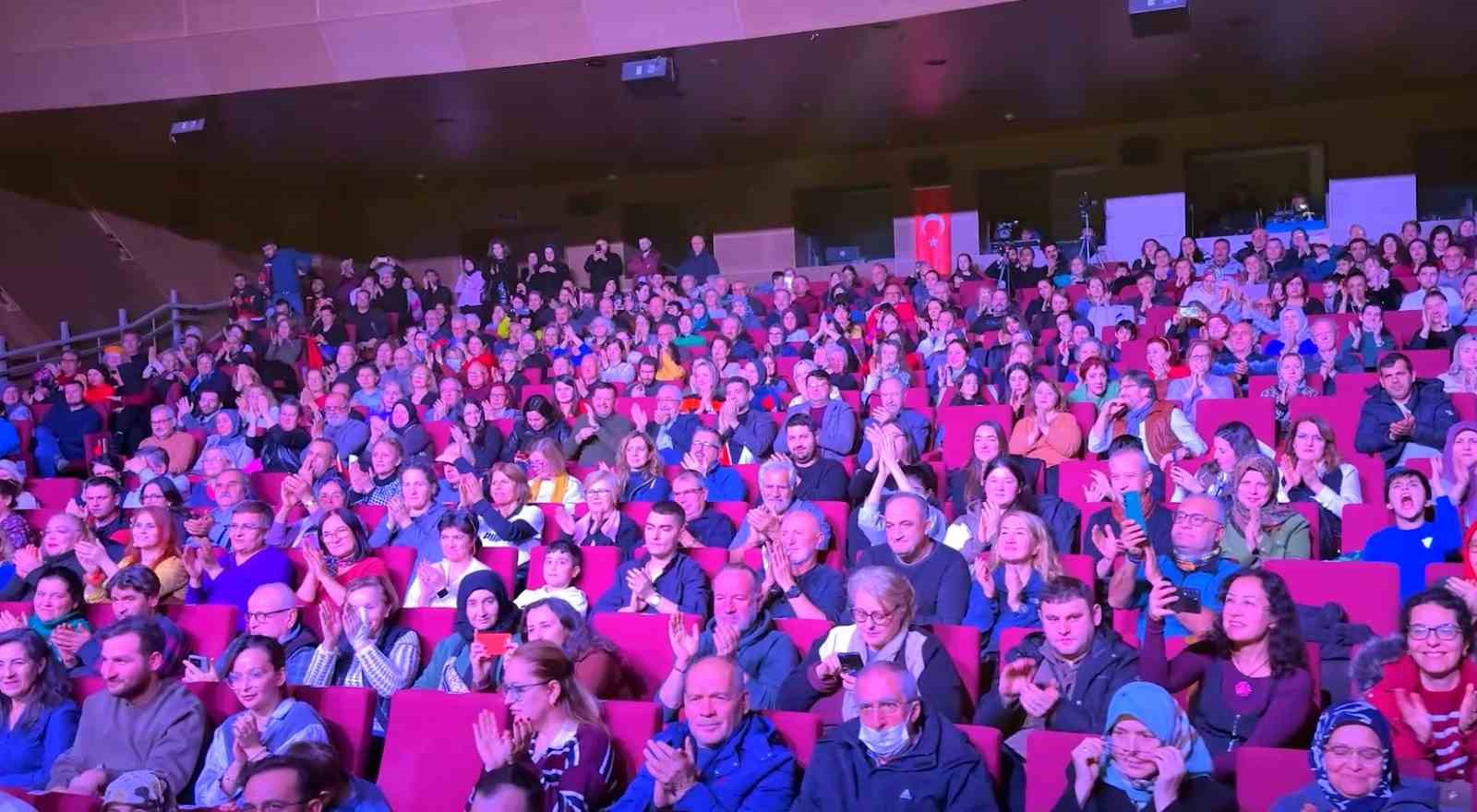 unesco-muzik-sehri-sanliurfadan-balikesirde-muhtesem-sira-gecesi