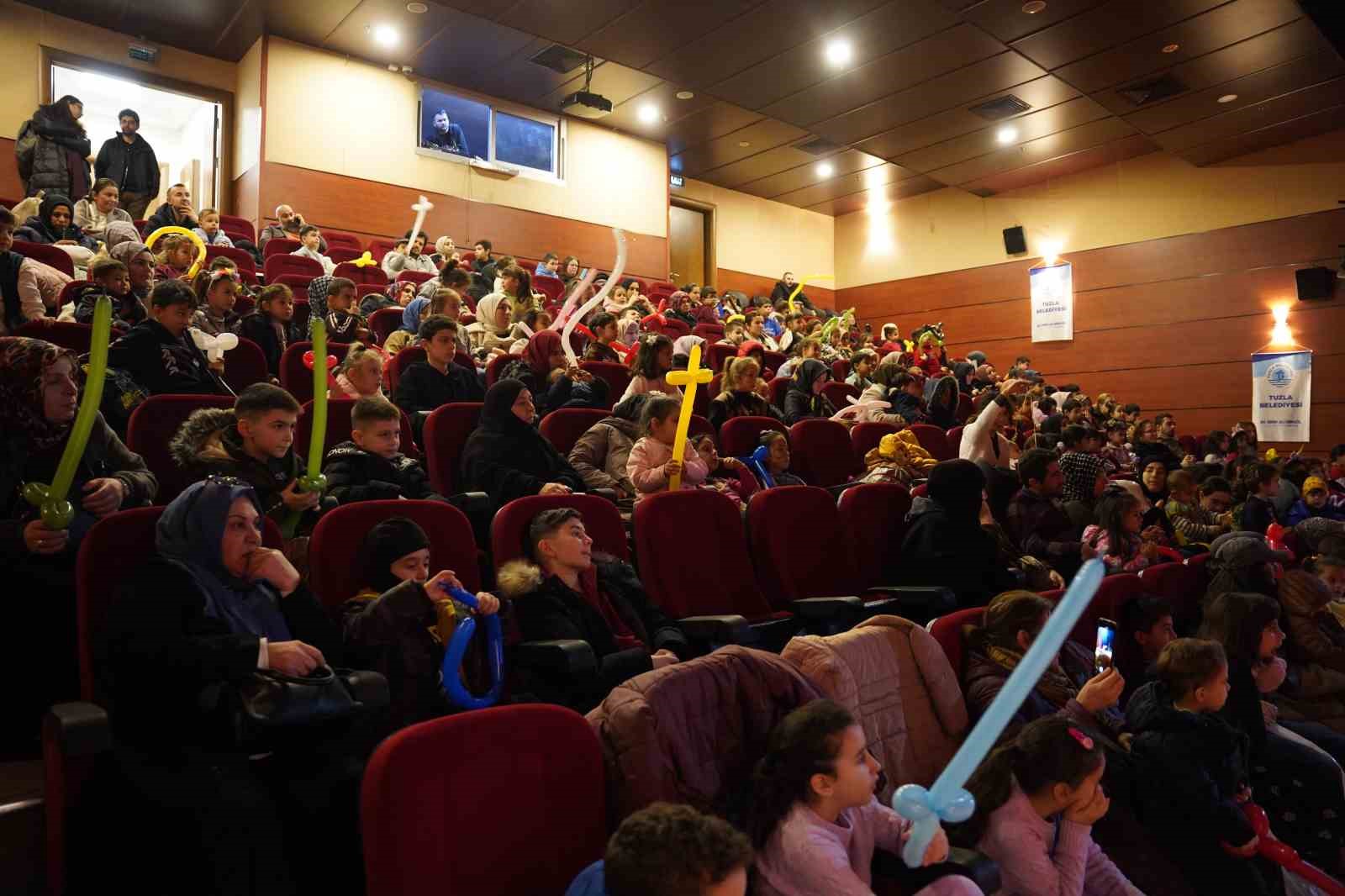 yariyil-tatilinde-tuzlada-cocuk-coskusu