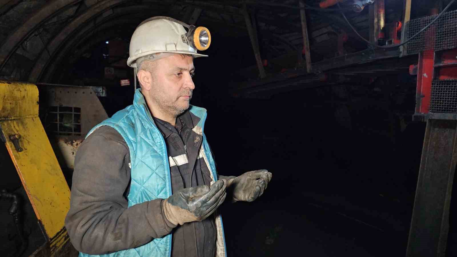 madencilerin-yerin-120-metre-altinda-ilk-sahur-heyecani